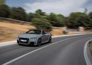 Audi TT RS Roadster 2016 года  (WW)